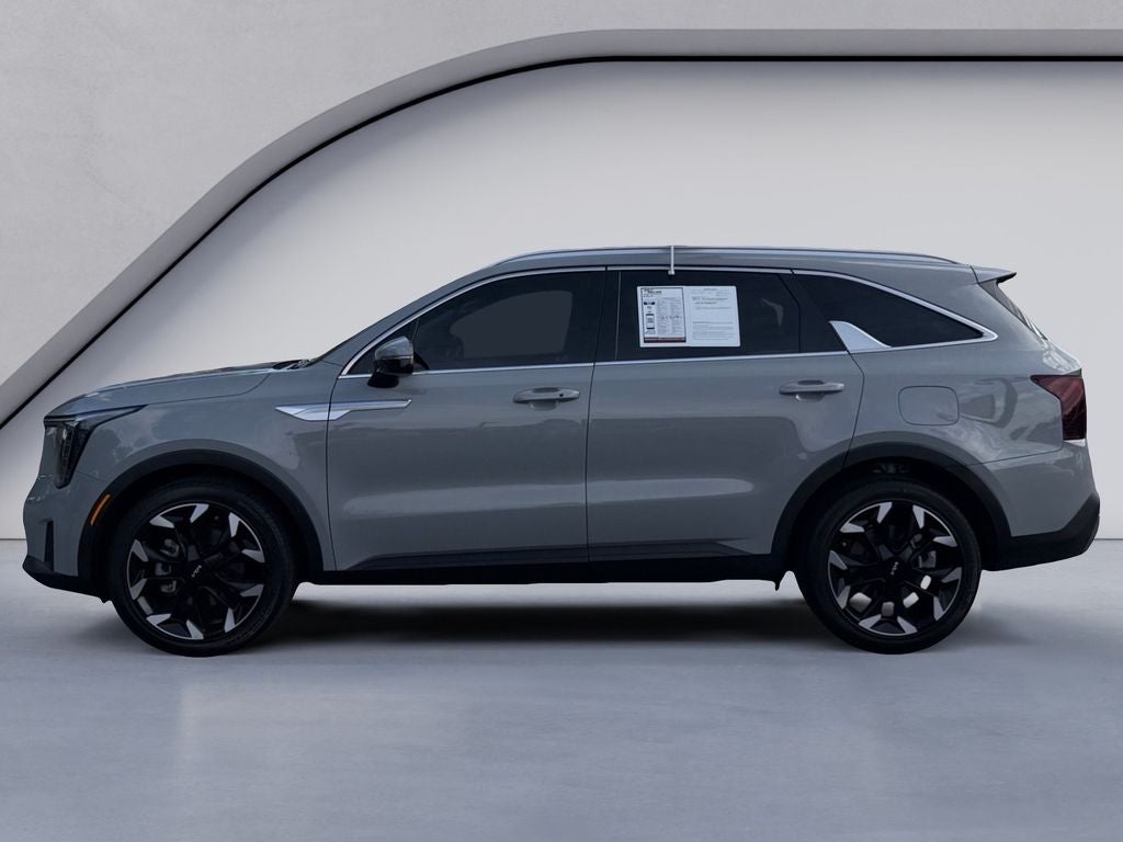 2025 Kia Sorento — side profile view